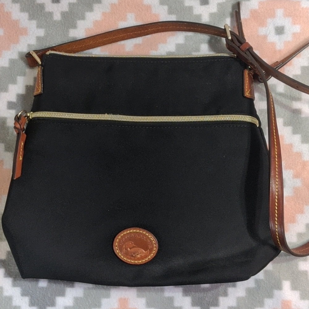 Dooney & Bourke bag